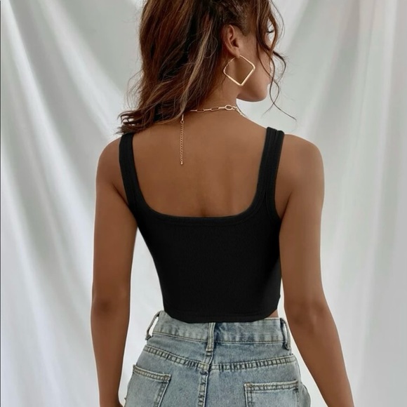 Solid ribbed crop tank top - Picture 2 of 2